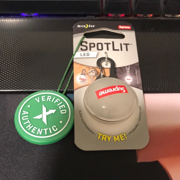 New Supreme spotlit led